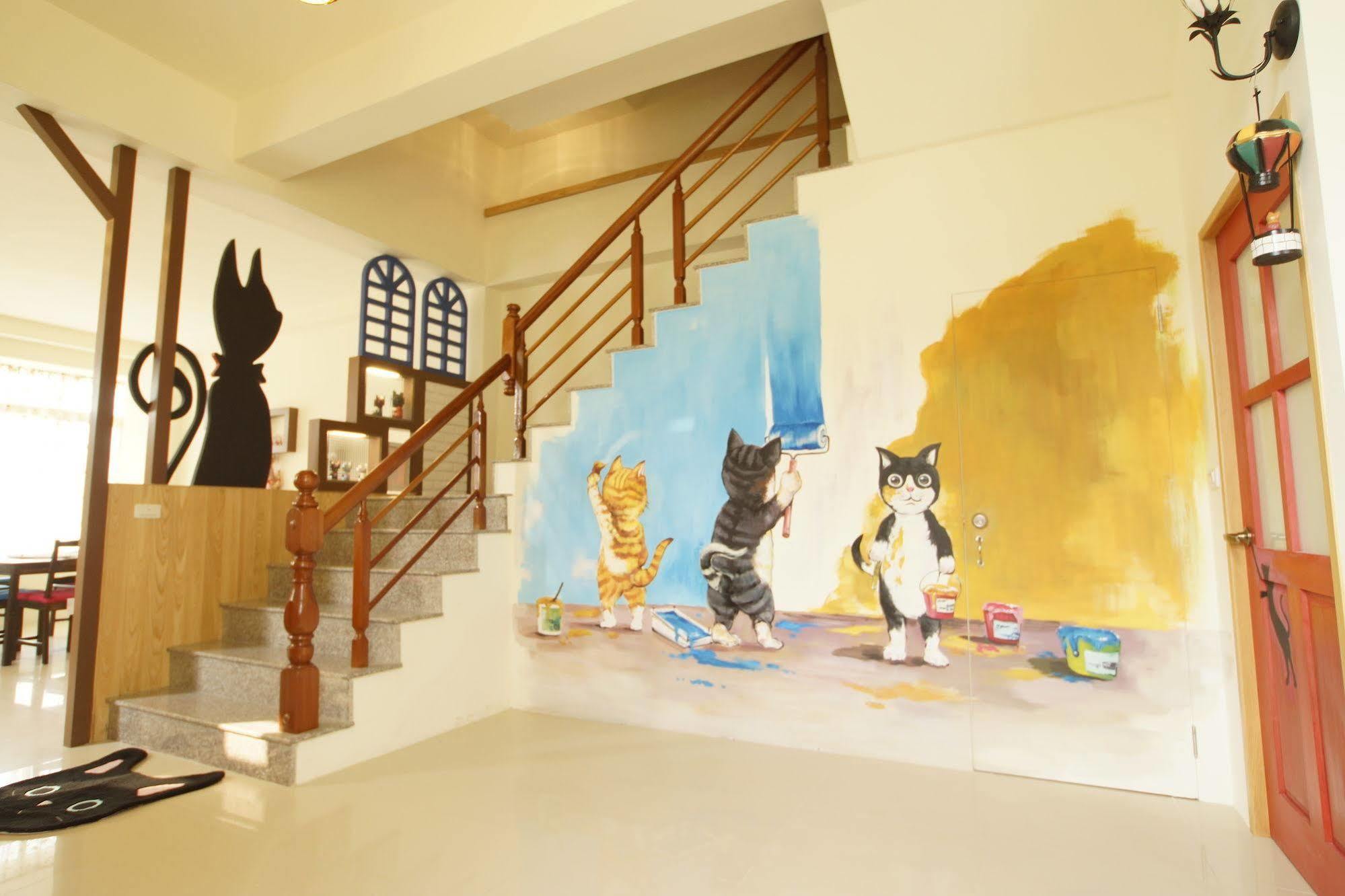 貓咪民宿mini館-中午即可入房 T'ai-tung Exterior foto